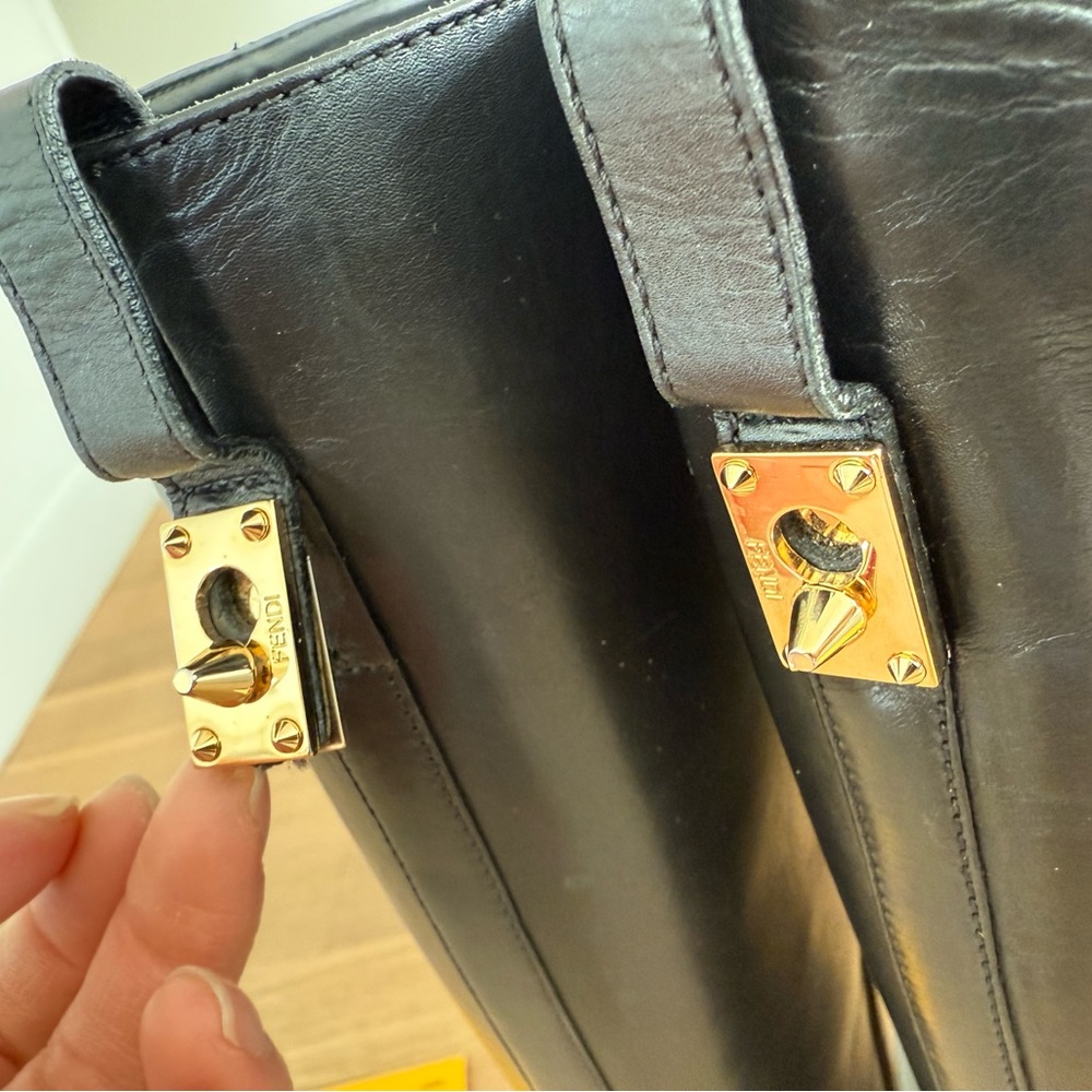 Fendi stack heeled boots - Picture 5 of 7